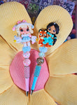 Jasmine y cinna girl (lapiceros)