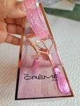 Enchinador THE CREME SHOP LEVEL UP GLITTER GRIP EYELASH CURLER