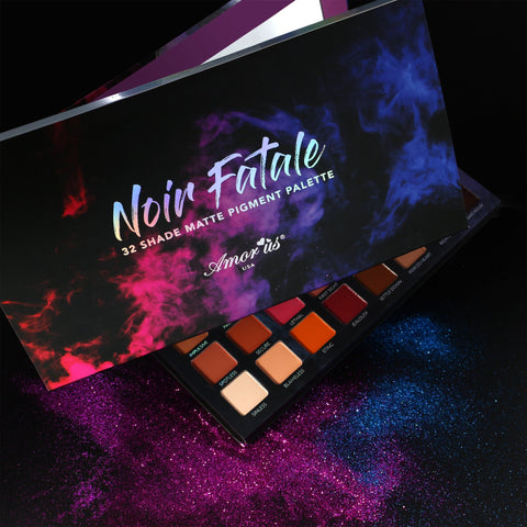 NOIR FATALE PALETA 32 COLORES